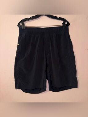 Lululemon Men’s Black 9” Inseam Shorts Size M